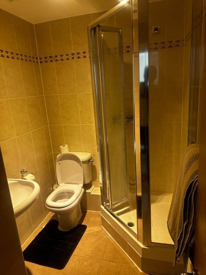 Accommodatie bij particulieren Double With En-suite Bathroom *